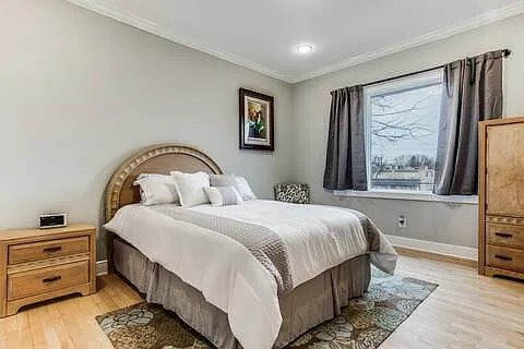 3 bed, $5,500 — Photo 3