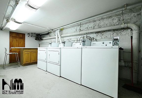 4th image of 870 Bergen St APT 1RF