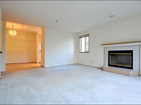 4th image of 200 99th Ave NE APT 48