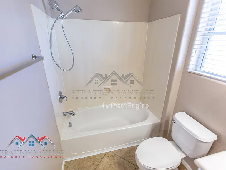 4352 E Carla Vista Dr — Photo 33