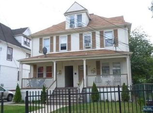 130 Park Ave #2, Englewood, NJ 07631