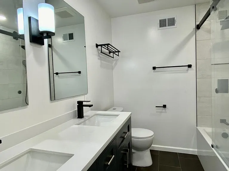 6187 Meridian Ave — Photo 11
