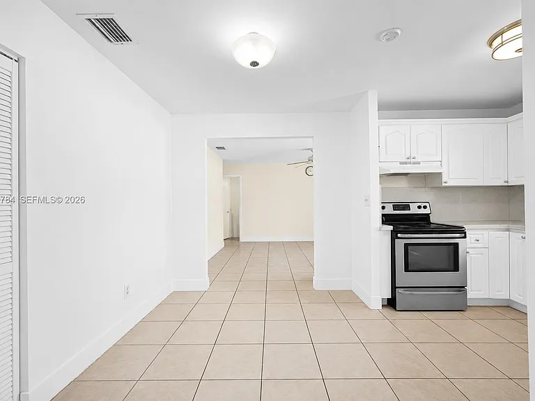 3231 SW 25th St #2 — Photo 16