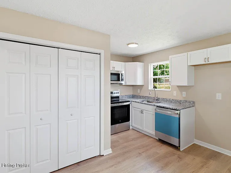111 Evergreen Ct — Photo 7