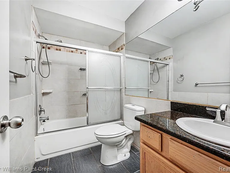 34335 Heartsworth Ln — Photo 19