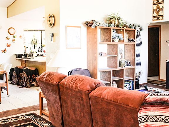 5th image of 3941 Bluegrass Dr