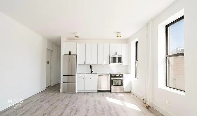 Rented by MNS | media 13