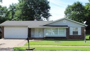 6017 Amberset Ct, Saint Louis, MO 63128