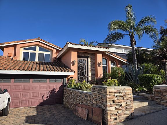 2nd image of 342 Lois Ln