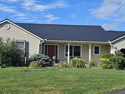 102 Paige Ln, Williamsport, PA, 17701