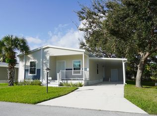 38 NE Village Ln, Jensen Beach, FL 34957