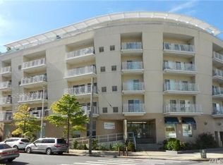 8118 Queens Blvd #2F, Flushing, NY 11373