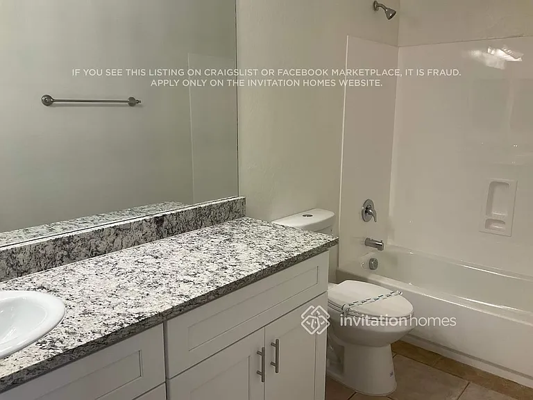 13127 W Port Royale Ln — Photo 15