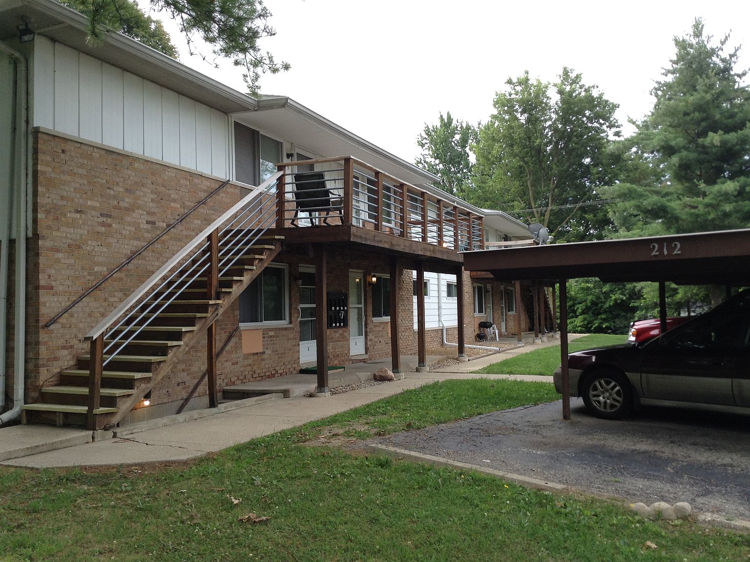 212 E Oak Cliff Ct APT 2, Peoria, IL 61614 Zillow