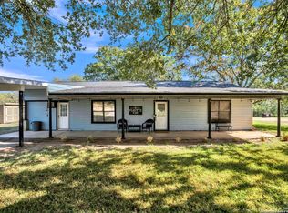 470 Rutledge Rd, Poteet, TX 78065