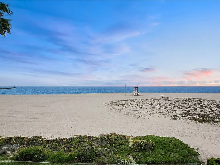 2144 E Oceanfront — Photo 30