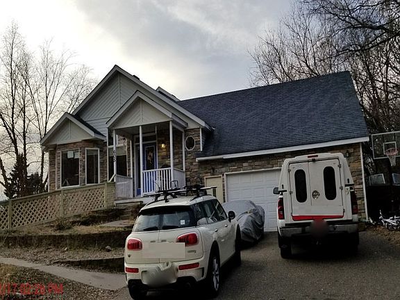 2nd image of 605 Winthrop Ln
