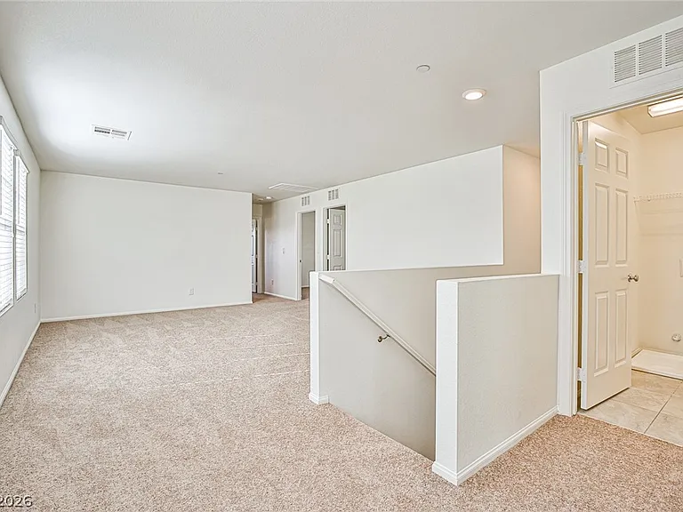166 Fulgora St — Photo 8
