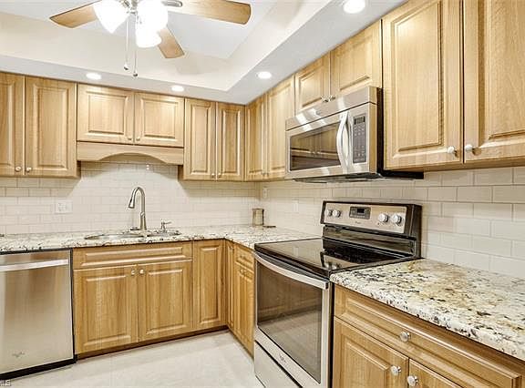 5th image of 1014 S Collier Blvd Unit 105