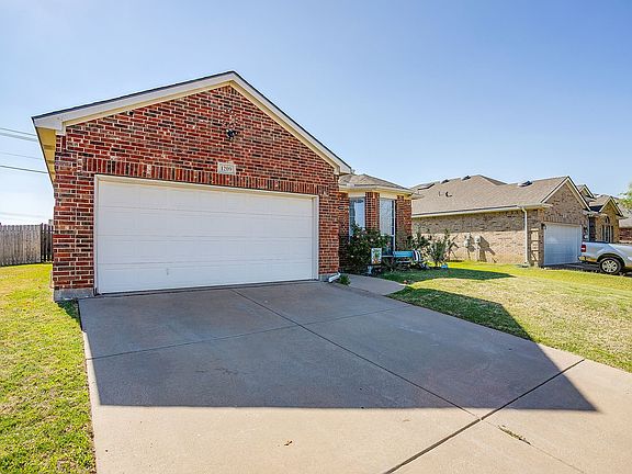 3rd image of 1209 Spanish Moss Dr