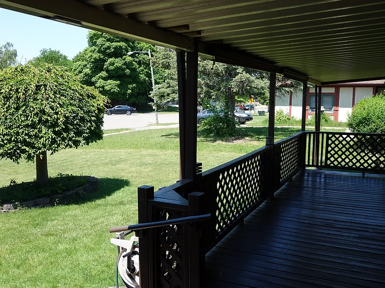 4260 Norman Dr SE — Photo 2