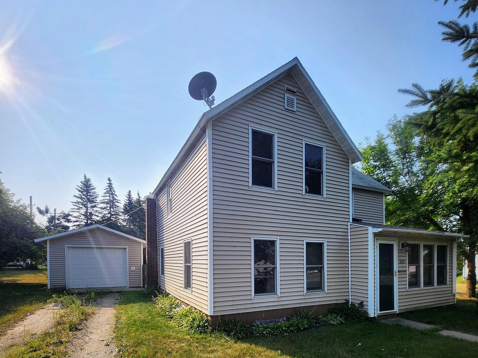 210 1st St NE, Wadena, MN 56482 Zillow