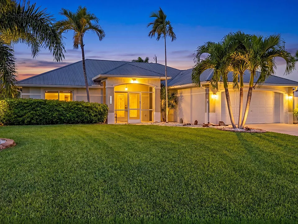 5422 Agualinda Blvd