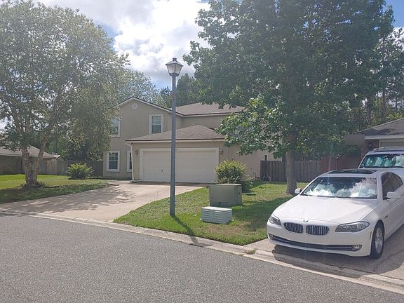 2nd image of 2673 Fox Creek Dr E
