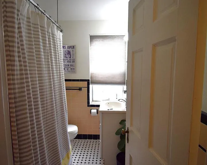 115 E Glebe Rd — Photo 4