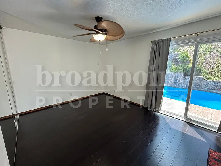 1515 Kent Ave — Photo 12