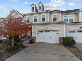 8601 Fielding Cir, Toano, VA 23168