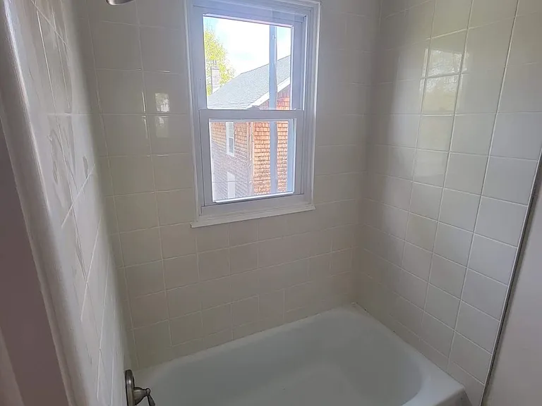 539 Bloomingrove Dr #2 — Photo 4