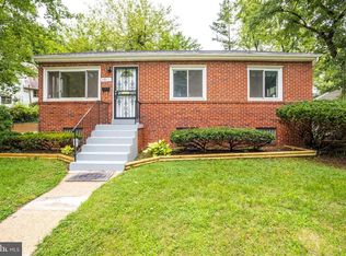 5911 Mustang Dr, Riverdale, MD 20737