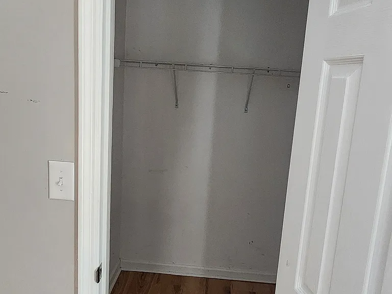 132 Pineview St — Photo 28