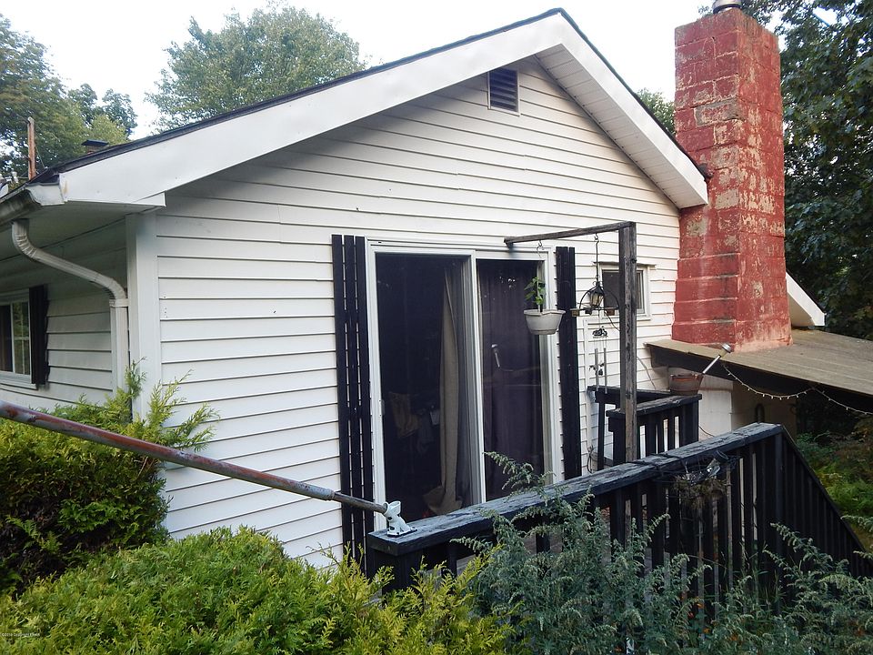 1st image of 134 Remington Ct