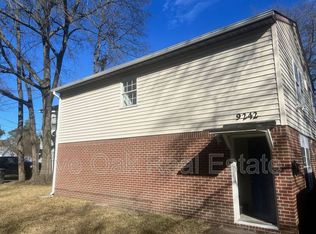 9242 Hickory St #B, Norfolk, VA 23503