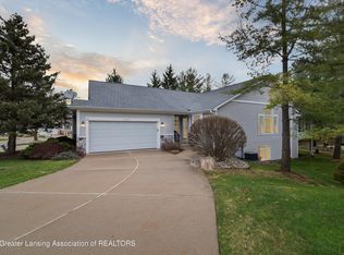 6352 Highland Ridge Dr, East Lansing, MI 48823