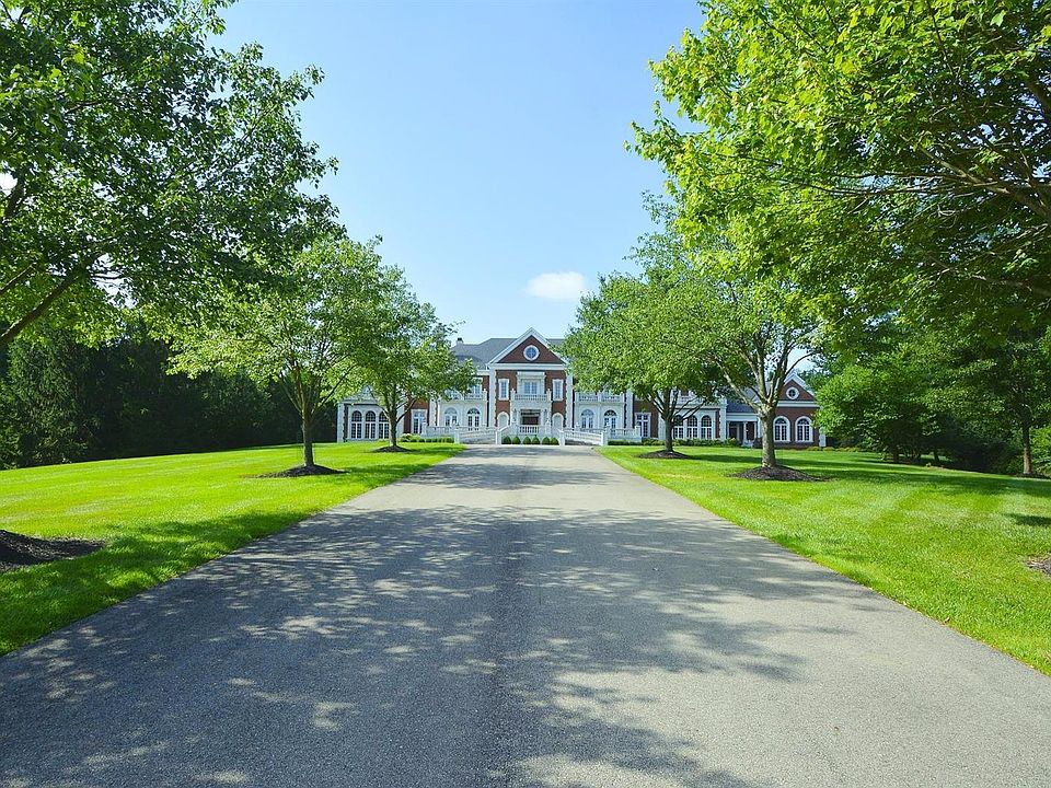 8575 Bridgewater Ln, Cincinnati, OH 45243 Zillow