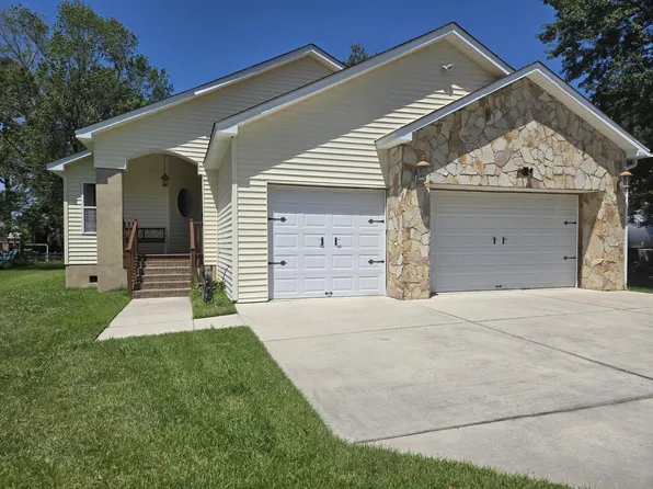 1100 Churchill Rd, Moncks Corner, SC 29461