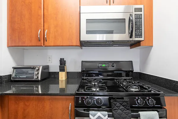 Rented by Stay Equity LLC | media 127