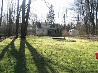 3rd image of 31 N Butts Ave