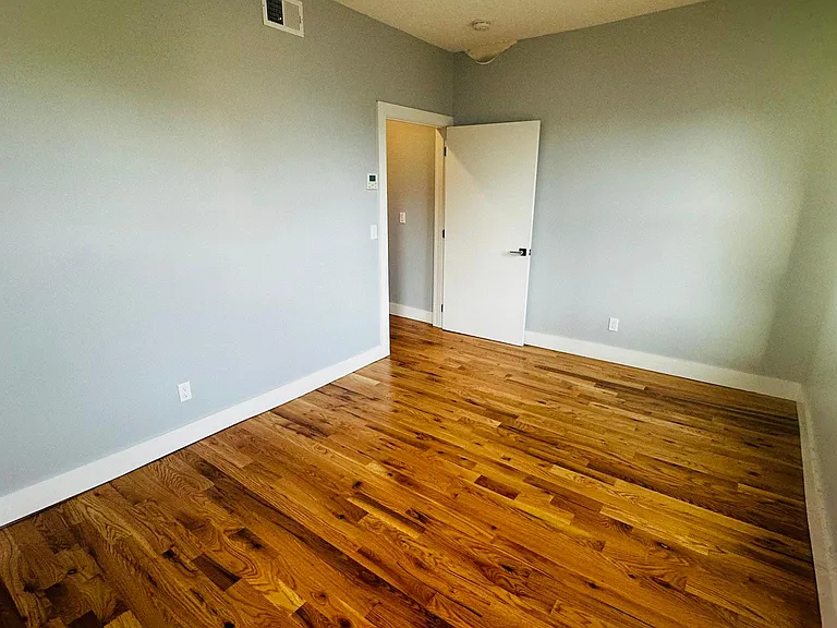 99 Maple St #1L — Photo 11