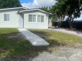 2717 SW 9th St #A, Fort Lauderdale, FL 33312