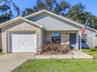 4518 Russells Pond Ln, Tallahassee, FL 32303
