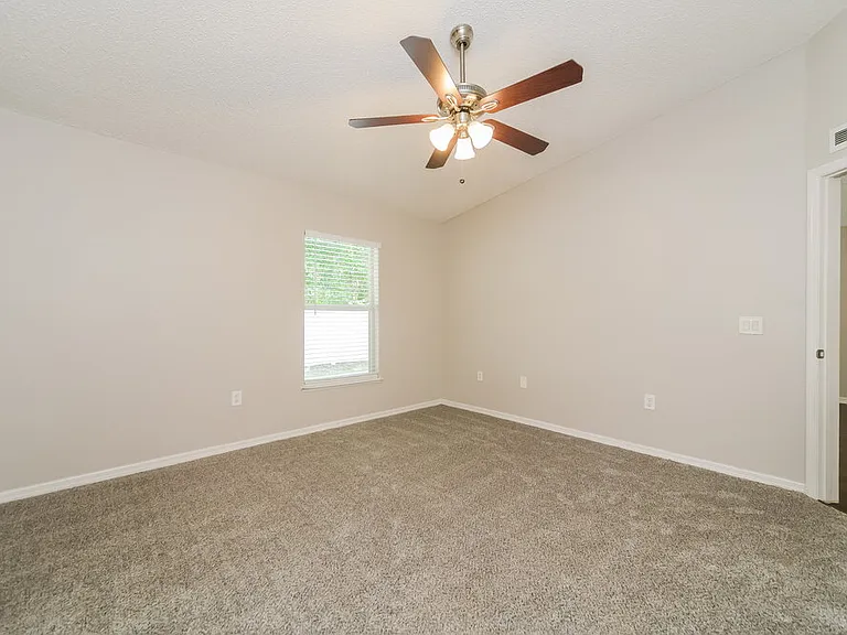 13825 Econ Woods Ln — Photo 10