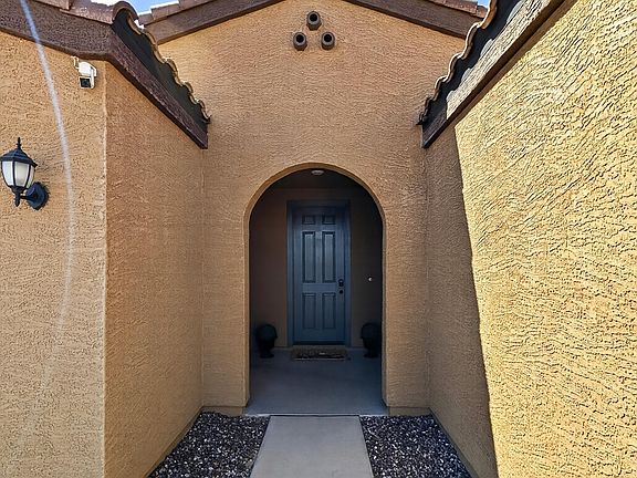 2nd image of 2439 W PECAN Road