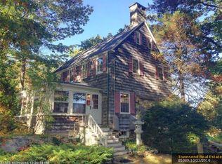 9 Wood Rd, Cape Elizabeth, ME 04107