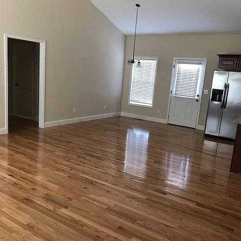 2613 Park West Dr — Photo 2