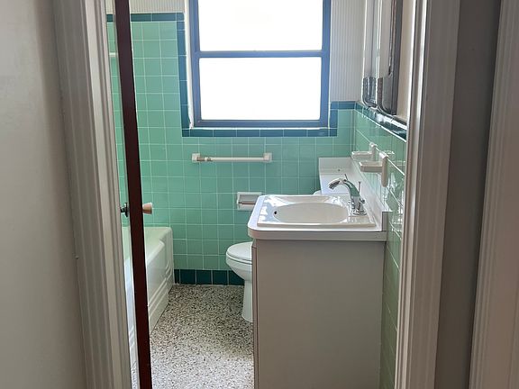 4th image of 4707 N Eddy Dr