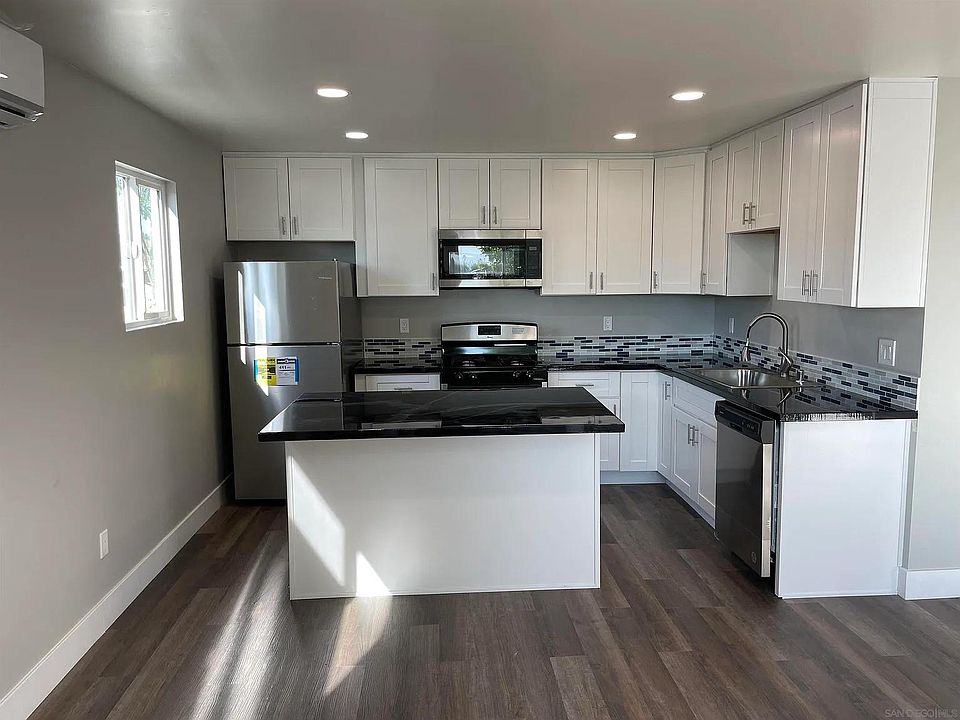 1st image of 3412NA Chamoune Ave